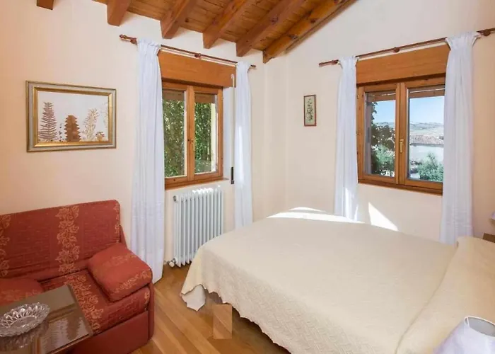 컨트리하우스 El Hidalgo En Burgos *